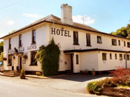 BASKERVILLE ARMS HOTEL AILEY HEREFORD