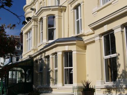 BROADWAY HOTEL GOGARTH LLANDUDNO