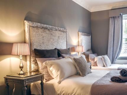 REDCLIFFE HOUSE HESSLE