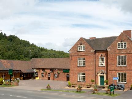 BARNS HOTEL HAZELSLADE CANNOCK