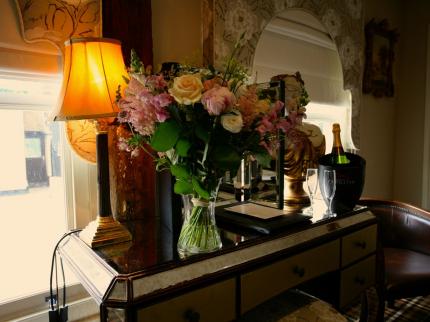 WHITE HART HOTEL BARR HALL HALSTEAD