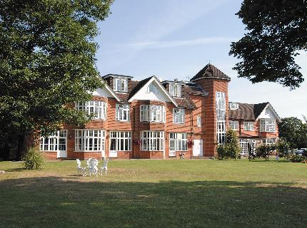 GROVEFIELD HOUSE HOTEL BURNHAM WINDSOR