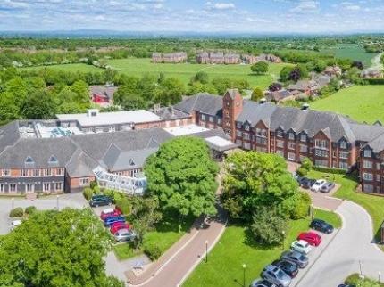 PARK ROYAL HOTEL QHOTELS APPLETON THORN WARRINGTON