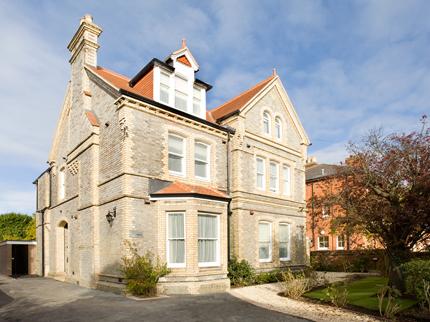 SACO READING CASTLE CRESCENT READING