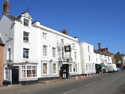 CROWN HOTEL BRACKLEY BIDDLESDEN BRACKLEY