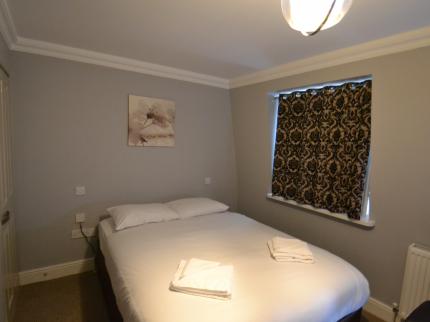 HYDE PARK SUITES BAYSWATER LONDON
