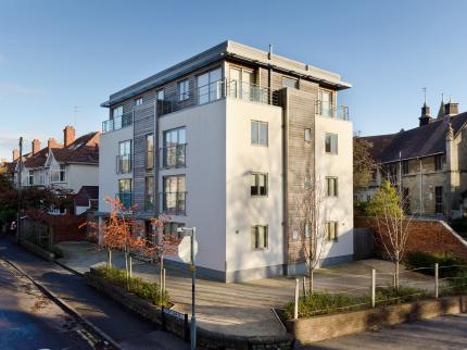 YOUR STAY BRISTOL COTHAM LAWN BRISTOL