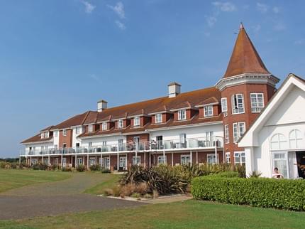 BEMBRIDGE COAST HALF BOARD HOTEL BEMBRIDGE ISLE OF WIGHT