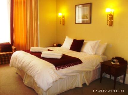 GUARDS HOTEL CORSTORPHINE EDINBURGH