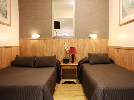 HUTTONS HOTEL BELGRAVIA LONDON