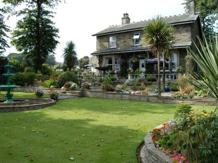 ELDER LEA HOUSE BRIGHOUSE