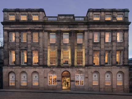 PRINCES STREET SUITES EDINBURGH