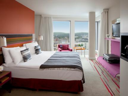 RADISSON BLU HOTEL CARDIFF CARDIFF