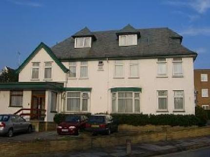 CENTRAL HOTEL BRENT CROSS LONDON