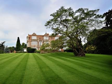Goldsborough Hall&nbsp;| Arkendale&nbsp;| KNARESBOROUGH&nbsp;| 