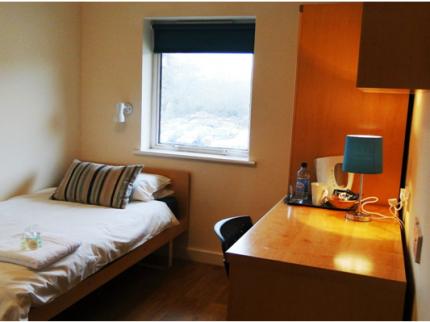 BRINSBURY CAMPUS ABINGWORTH PULBOROUGH