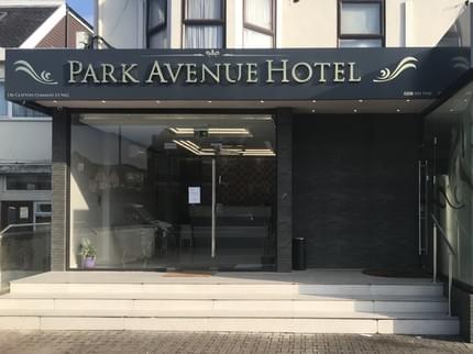 PARK AVENUE HOTEL CLAPTON LONDON