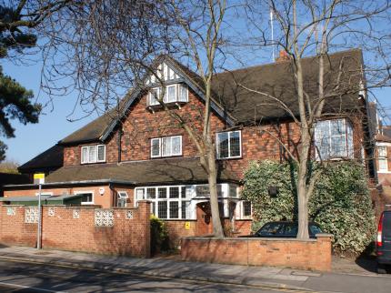 JUSTIN JAMES HOTEL COLLIERS WOOD LONDON