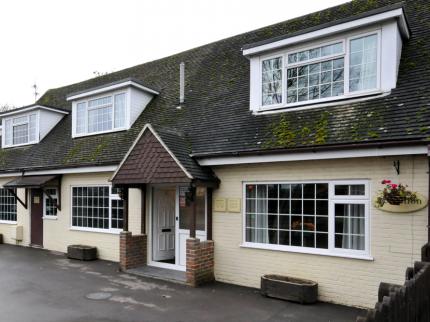 Flexistay Ambers Aparthotel Ltd&nbsp;| Burstow&nbsp;| Horley  Gatwick&nbsp;| 