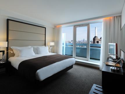 PESTANA CHELSEA BRIDGE HOTEL SPA NINE ELMS LONDON