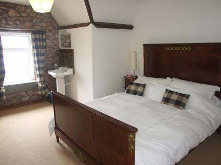 HILLCROFT BOUTIQUE UNIQUE BARTON TORQUAY