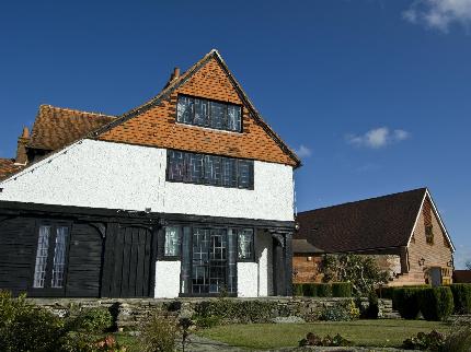 PINCENTS MANOR BURGHFIELD READING