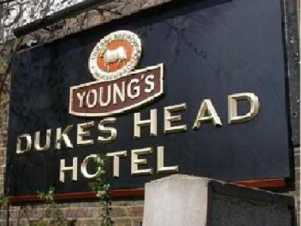 DUKES HEAD HOTEL BEDDINGTON WALLINGTON