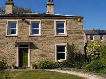 LODGE AT BIRKBY HALL BRIGHOUSE