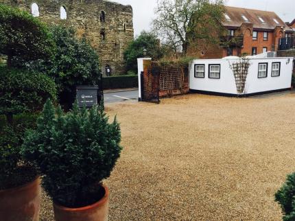 CASTLE HOUSE HOTEL CANTERBURY