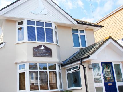 WATERS REACH GUEST HOUSE AVON CHRISTCHURCH