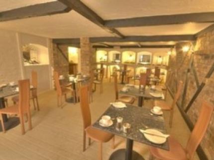 FAIRLAWN HOUSE ALLINGTON AMESBURY