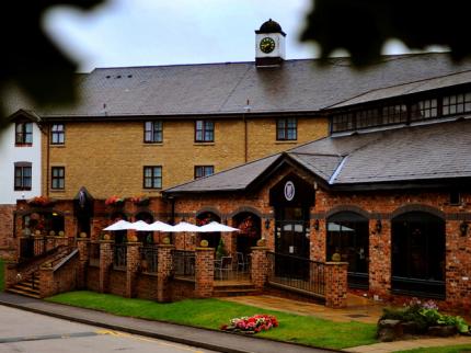 VILLAGE HOTEL LIVERPOOL RAINHILL LIVERPOOL