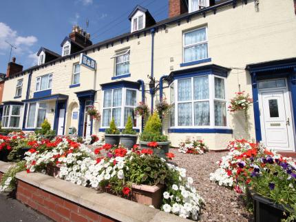 MEADOWS WAY GUEST HOUSE BEAMHURST UTTOXETER