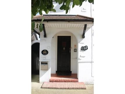 WILLOW GUEST HOUSE HAYES