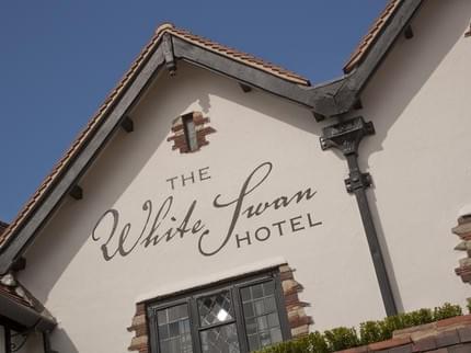 WHITE SWAN HOTEL ABBEY ST BATHANS DUNS