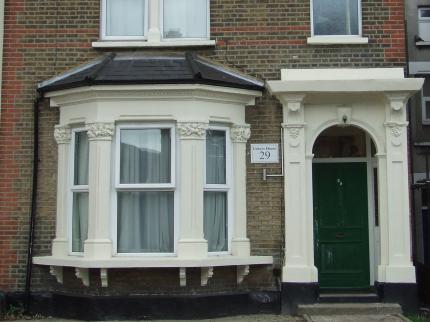 CEDARS HOUSE HOTEL ADDINGTON LONDON CROYDON