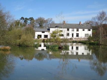 THREE WELLS HOTEL ABBEYCWMHIR LLANDRINDOD WELLS