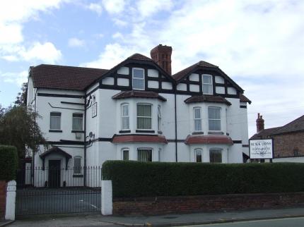 BLACK LIONS GUESTHOUSE BIRKENHEAD