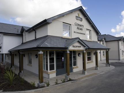 COUNTY ARMS GLOWETH TRURO