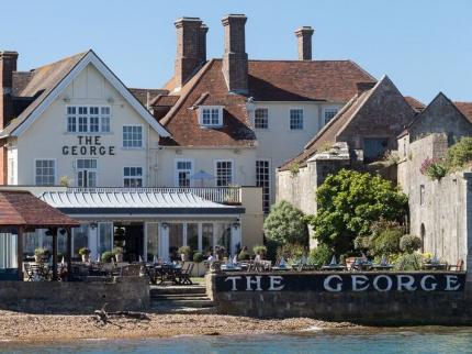 GEORGE HOTEL CRANMORE YARMOUTH