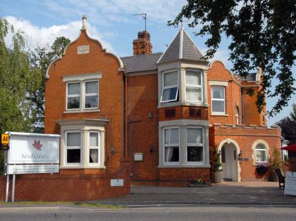 WOODLANDS HOTEL CHURCH END SPALDING