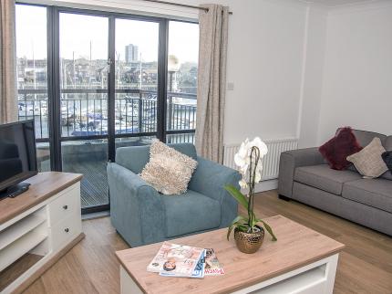 BASE SERVICED APARTMENTS DOCKS LIVERPOOL