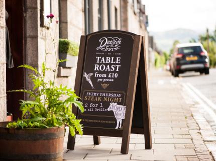 DEESIDE INN ALLANAQUOICH BALLATER