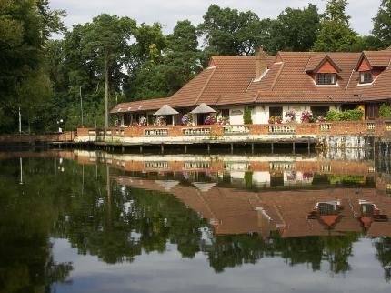 Potters Inn Lodges | Deepcut | Mytchett  Farnborough | 