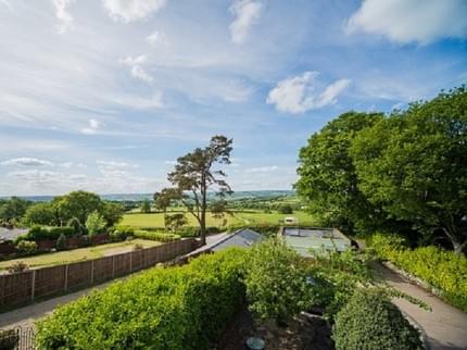 NETHERLEIGH B B ALSTON AXMINSTER