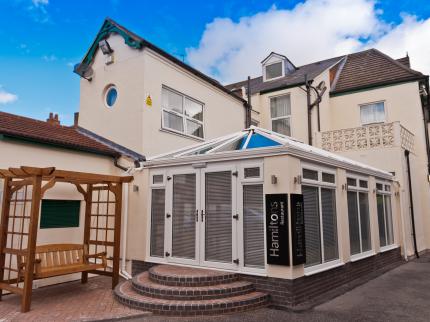 A PARK VIEW HOTEL MONMORE GREEN WOLVERHAMPTON