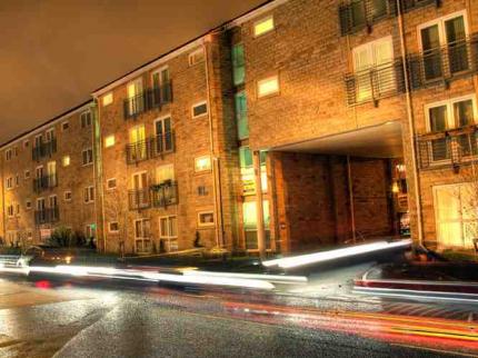 LINDLEY SUITE LINDLEY HUDDERSFIELD