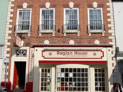 RAGLAN HOUSE CAFE GUEST HOUSE ASTON CREWS ROSS ON WYE