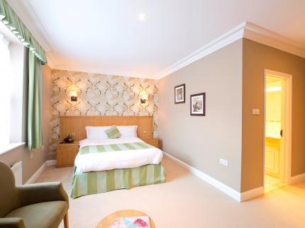 WHITTLEBURY HALL HOTEL AND SPA ABTHORPE TOWCESTER