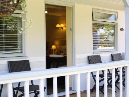 HENLEY BOUTIQUE LODGES ASTON CANTLOW SOLIHULL